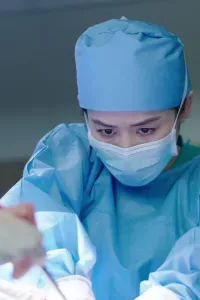 Bà Hoàng Cự Tháp